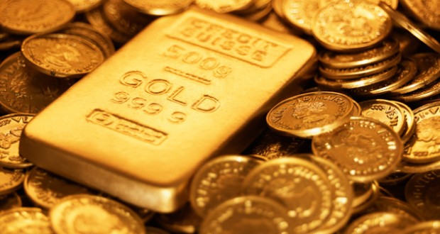الذهب ينخفض عن ذروة 5 أسابيع مع صعود الدولار